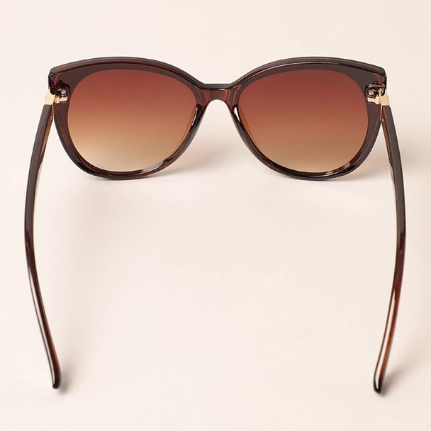 Detailed Cat Eyed Sunglasses