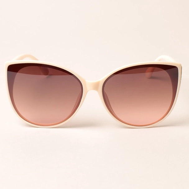 Detailed Cat Eyed Sunglasses